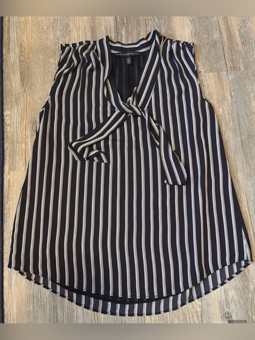 White House Black Market sleeveless vertical striped tie-neck blouse size 6